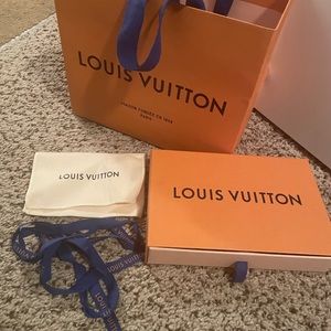 Louis Vuitton paper bag, box, bow, and duster